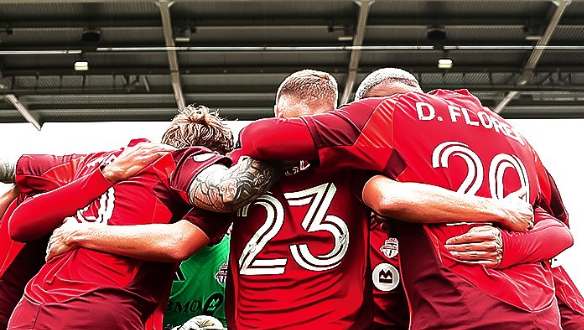 Conheça os destaques do desporto canadiano de 28 de abril