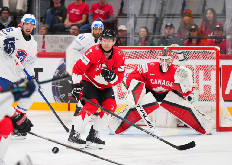 Conheça os destaques do desporto canadiano de 14 de  maio
