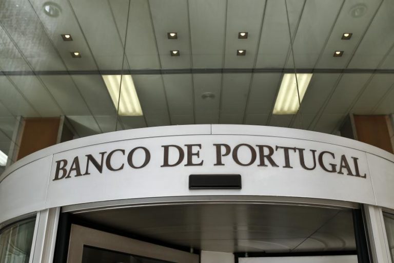 Juros dos depósitos a prazo caem em abril pelo 16.º mês consecutivo