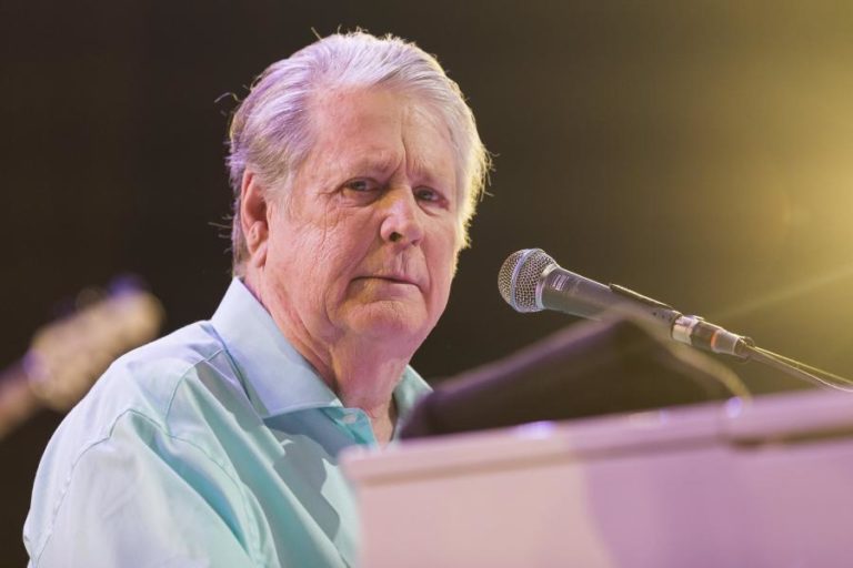 Brian Wilson, líder dos Beach Boys, morre aos 82 anos