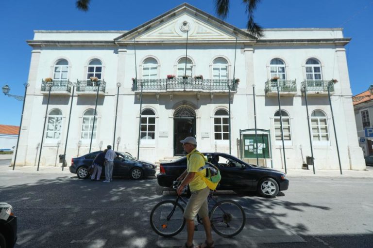 PJ fez buscas na Câmara do Montijo por suspeitas de corrupção