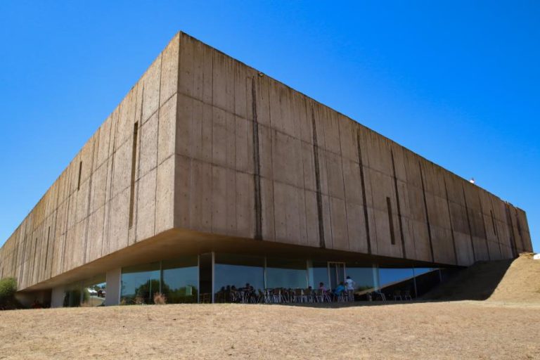 Nadir Afonso e Amadeo em exposições de “absoluta liberdade” no Museu do Côa