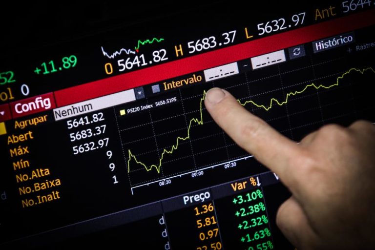 Bolsa de Lisboa abre a subir 0,52%