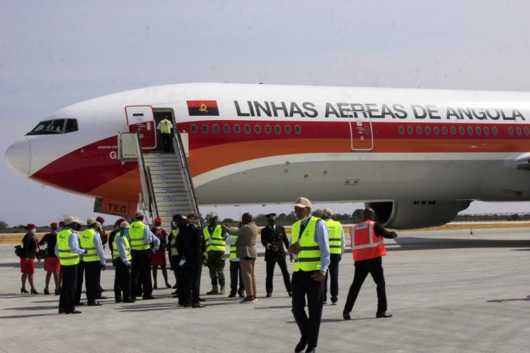 Angola e Boeing assinam acordo para TAAG acelerar modernização e competitividade