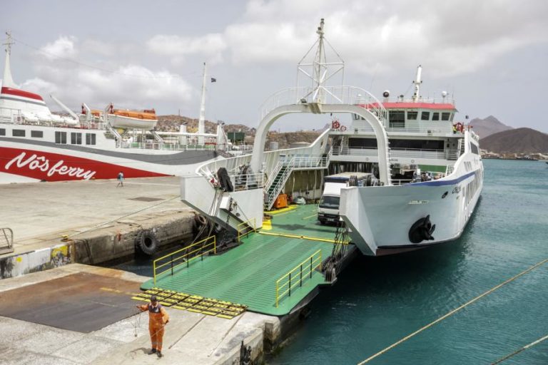 População e empresários pedem soluções para ligações marítimas em Cabo Verde