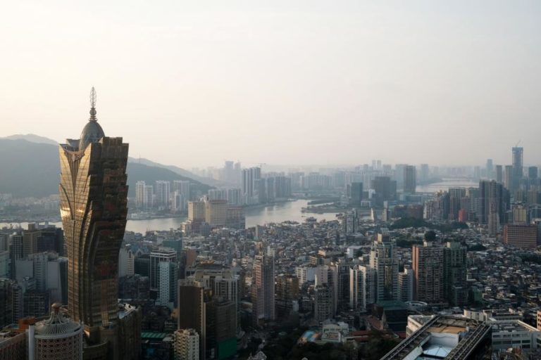 Macau reforça orçamento em 310 milhões de euros para aumentar apoios sociais