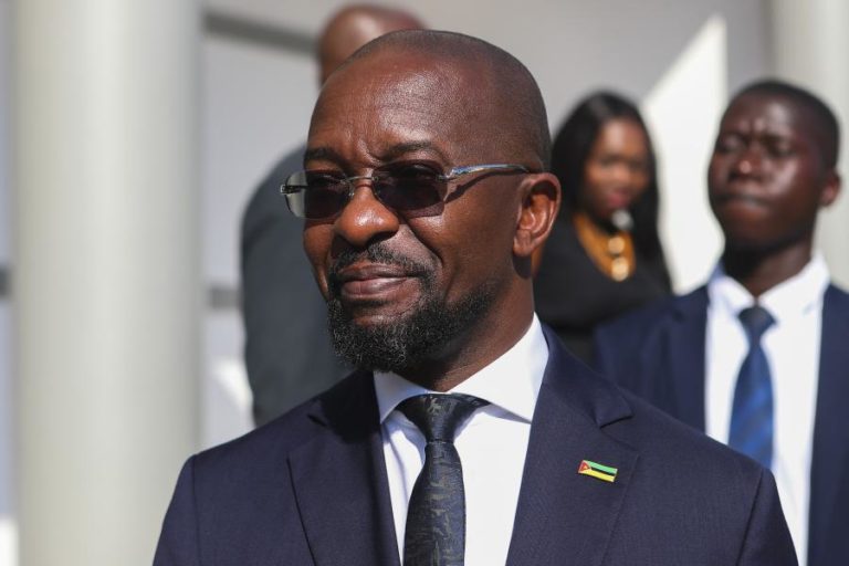 Ministro da Defesa de Moçambique garante que situação é estável no Niassa