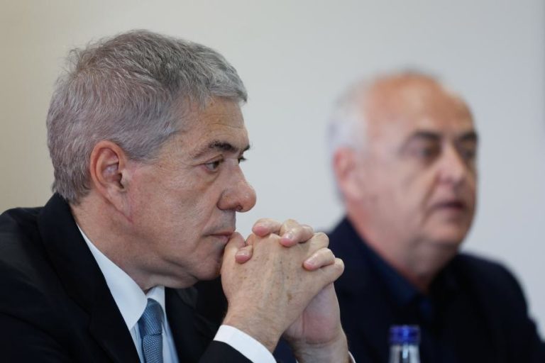 MP pede ida a julgamento de Sócrates por branqueamento