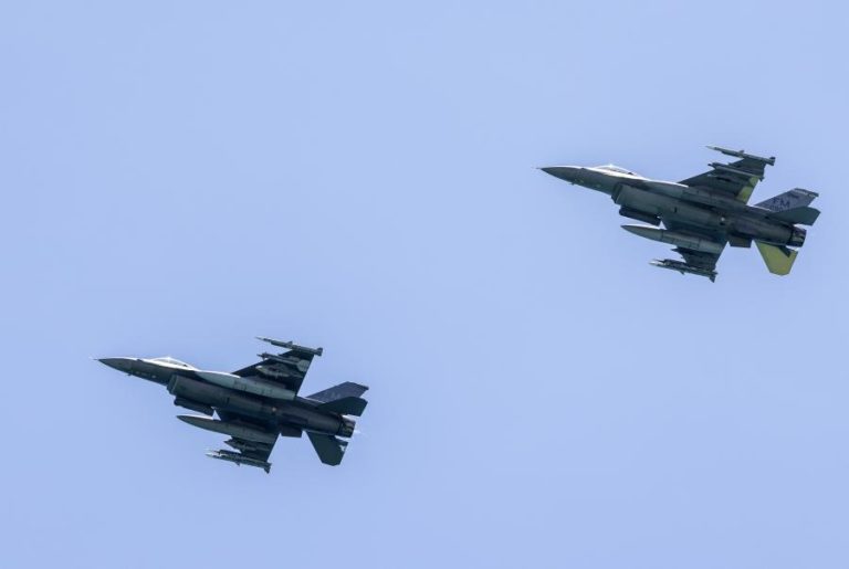 Taiwan espera receber mais de dez caças F-16 dos Estados Unidos em 2025