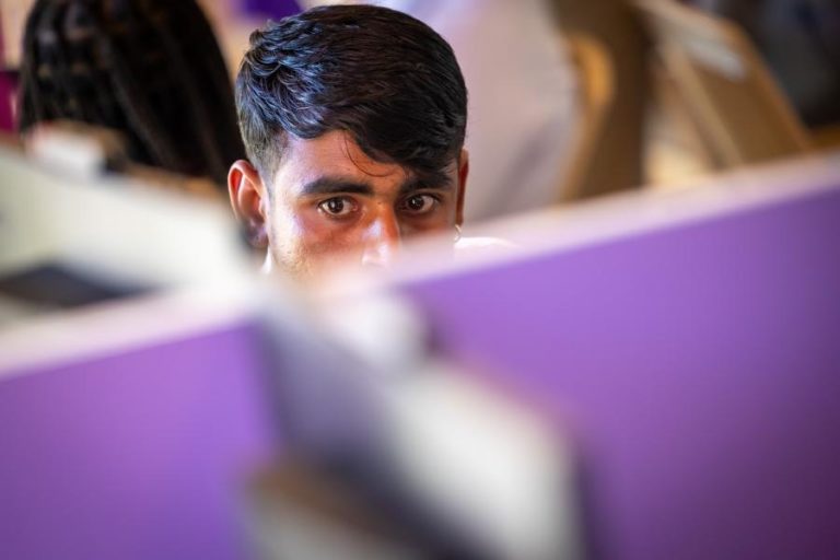 Corrida aos pedidos de nacionalidade agrava 700 mil pendências