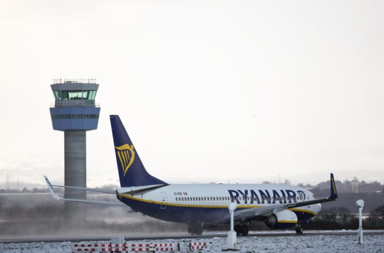 Ryanair investe 437 ME para comprar 30 novos motores de substituição