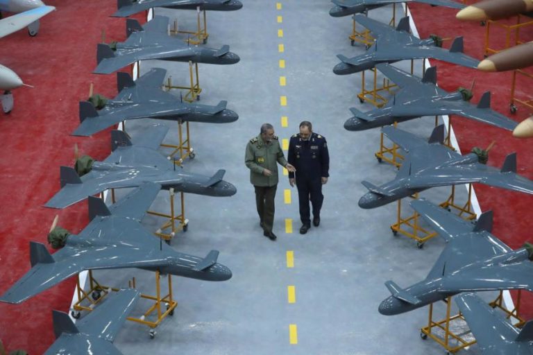 Irão ameaça atacar bases militares dos EUA em caso de conflito