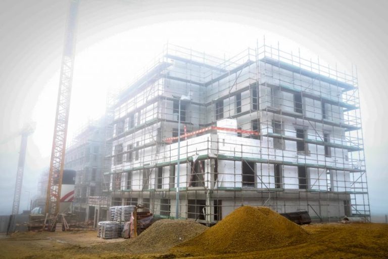 Edifícios licenciados sobem 20,3% no primeiro trimestre