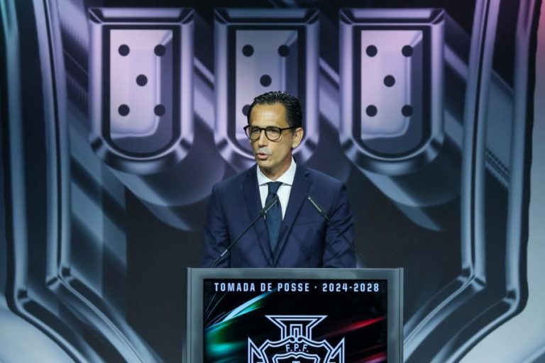 Pedro Proença reuniu com Presidente da FIFA “com muitos desafios pela frente”