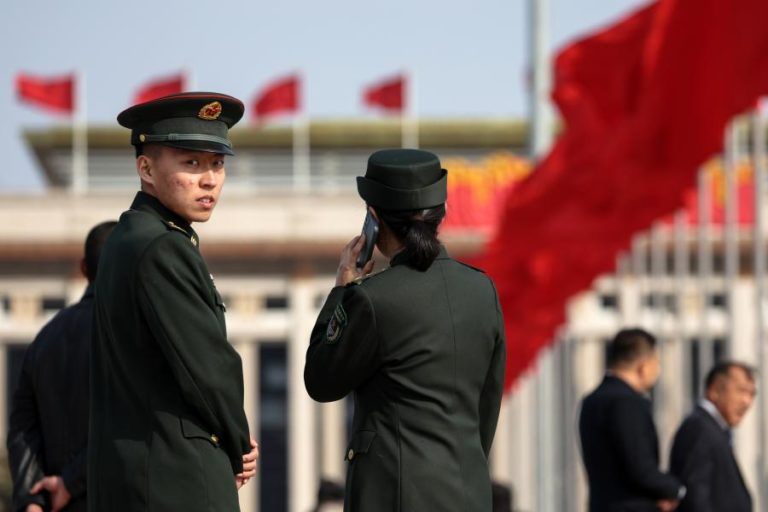 China pede a cidadãos em Israel “extrema vigilância” após ataques ao Irão