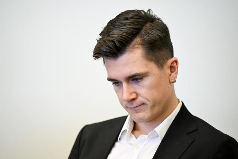 Lesão adia regresso à competição de Jakob Ingebrigtsen antes dos Mundiais