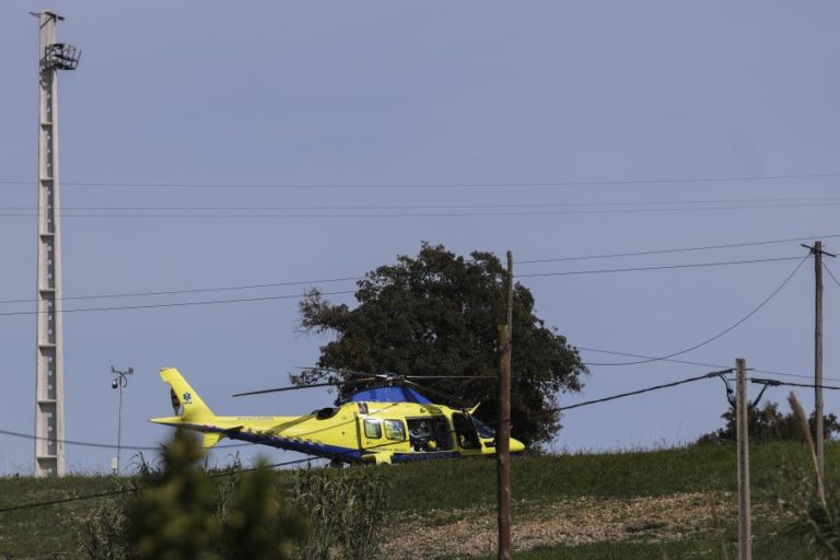 INEM com quatro helicópteros 24h/dia da Força Aérea e dois da empresa Gulf Med apenas 12h/dia