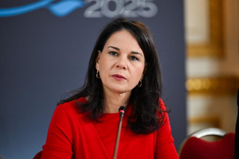 Ex-MNE alemã Annalena Baerbock eleita presidente da Assembleia-Geral da ONU