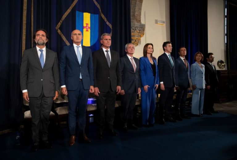 Governo da Madeira entrega hoje Orçamento para 2025 no parlamento regional