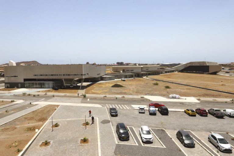 Cabo Verde lança concurso para integrar peças de arte no novo parque tecnológico