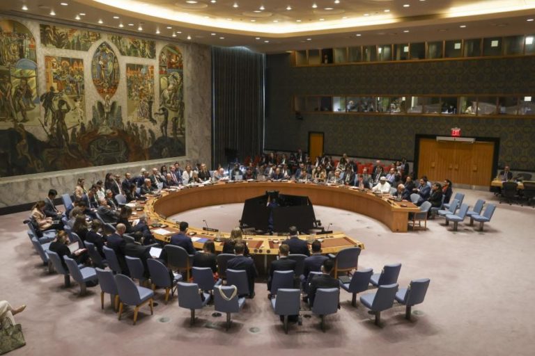 China, Rússia e Paquistão pedem na ONU cessar-fogo imediato entre Irão, Israel e EUA