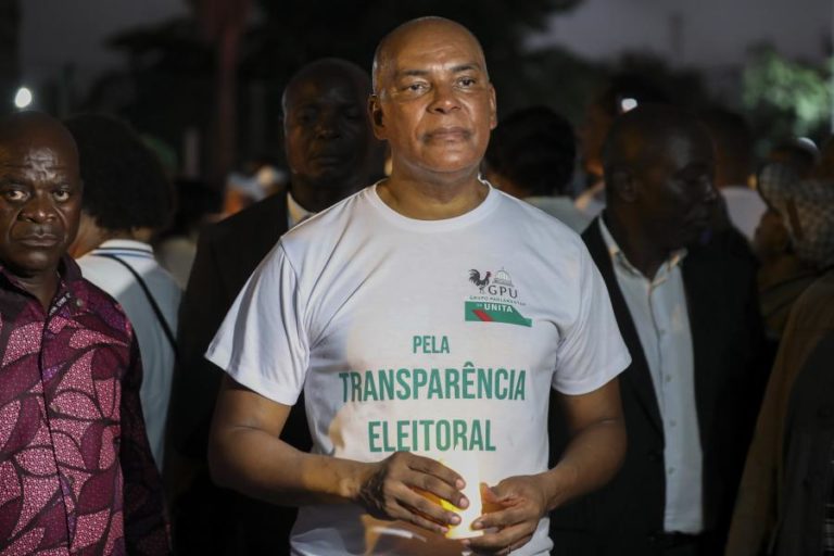 Constitucional angolano rejeita queixas da UNITA sobre Comissão Nacional Eleitoral