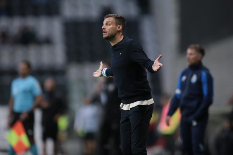 FC Porto reúne-se ainda hoje com Martín Anselmi para discutir futuro