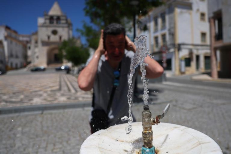 Temperaturas elevadas em Portugal a partir de segunda-feira e DGS deixa alertas