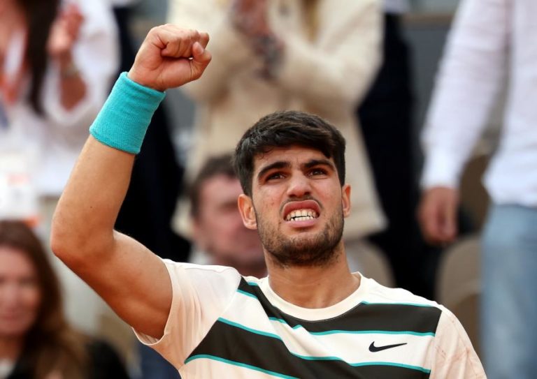 Carlos Alcaraz vence Roland Garros pelo segundo ano seguido