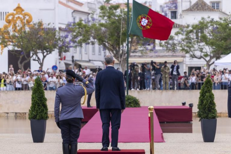 PR liga Centeno a visão economicista e salienta obrigações sociais de quem governa