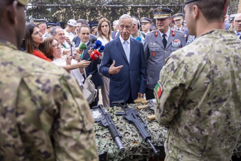 Marcelo adverte que PRR “está a patinar” e sugere nova lei sobre contratos administrativos