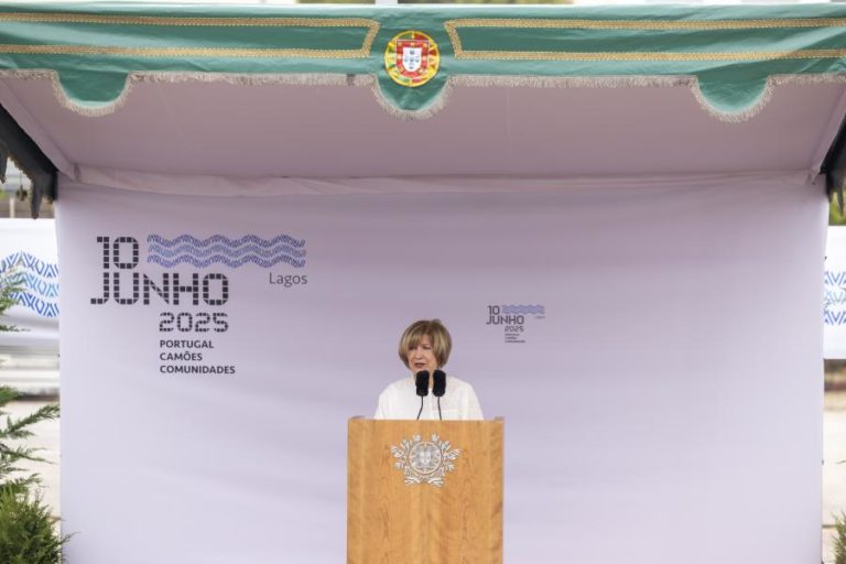 Lídia Jorge alerta contra loucos no poder e fúria revisionista