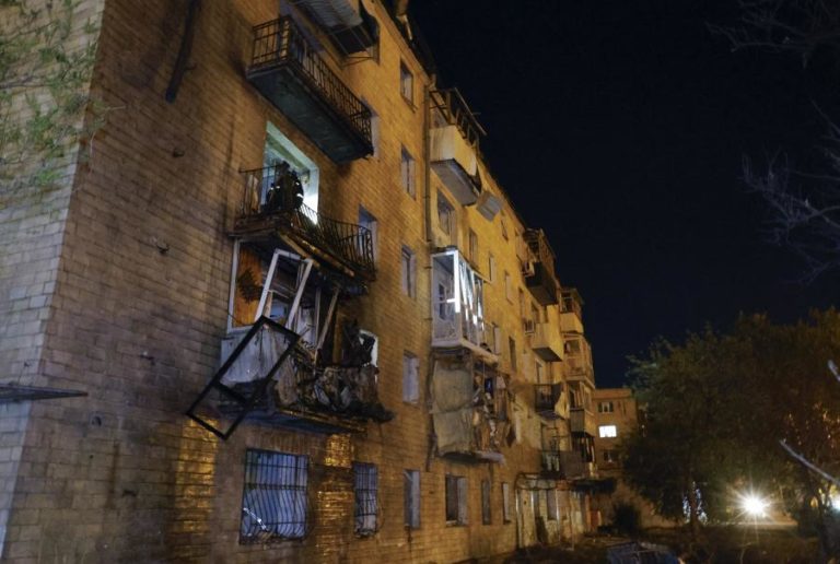 Ataque da Rússia em larga escala com ‘drones’ faz dois mortos e 60 feridos na Ucrânia