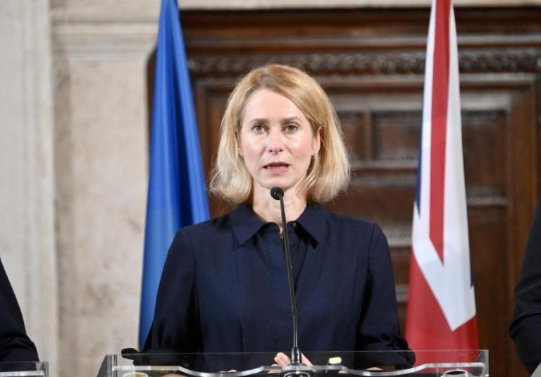 UE reitera que Teerão não deve ter armas nucleares