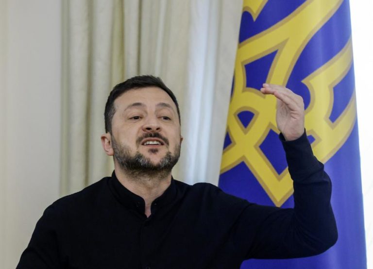 Zelensky pede que guerra Israel-Irão não afete apoio europeu, que está a “abrandar”