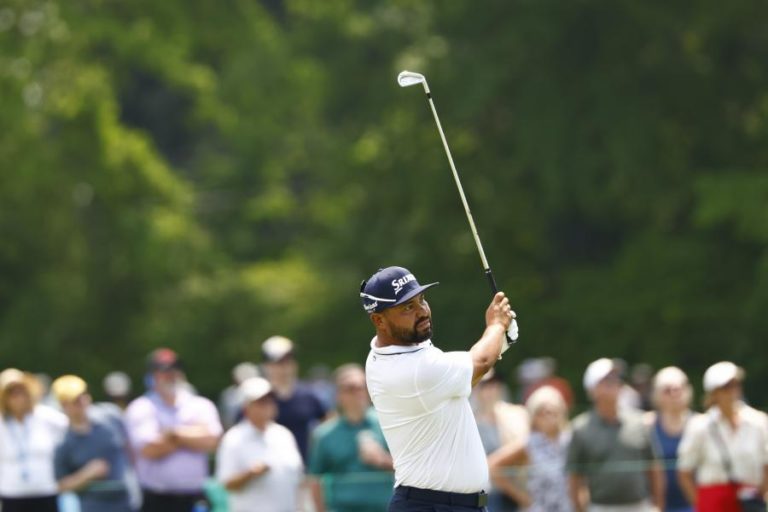 Golfista norte-americano J.J. Spaun lidera US Open após a primeira ronda