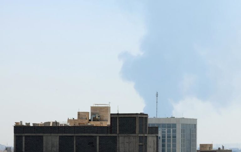 Novas explosões ouvidas hoje na capital iraniana