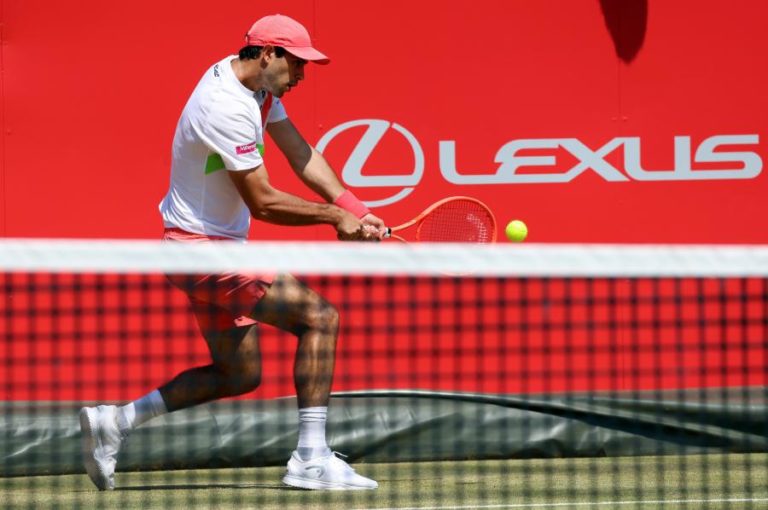 Nuno Borges eliminado na estreia no torneio de Londres de ténis