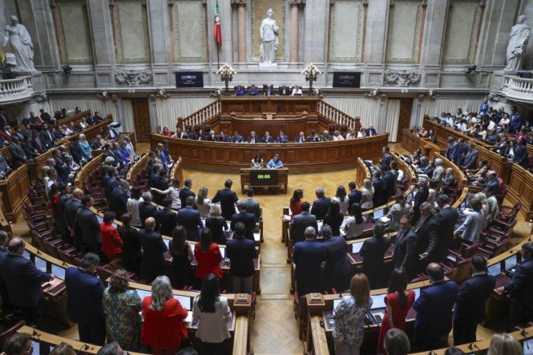 Parlamento discute hoje comissão de inquérito sobre o apagão proposta pelo Livre com chumbo garantido