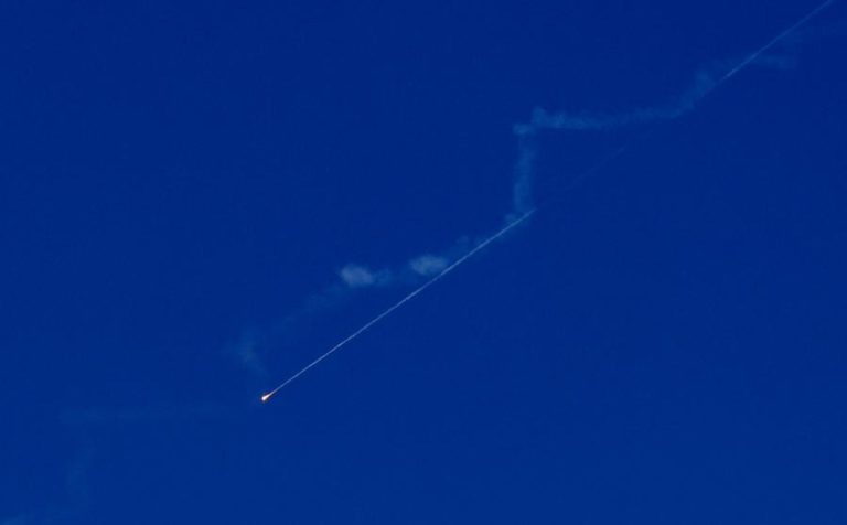 Teerão diz que seis mísseis atingiram base dos EUA no Qatar