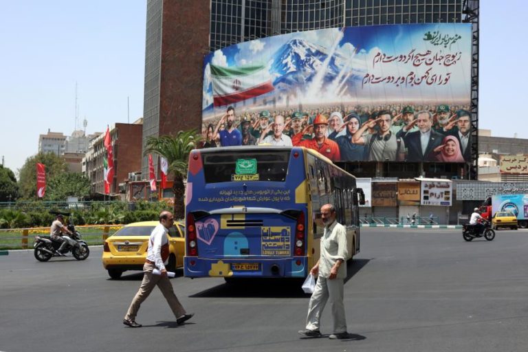 Irão diz-se pronto para retomar programa nuclear