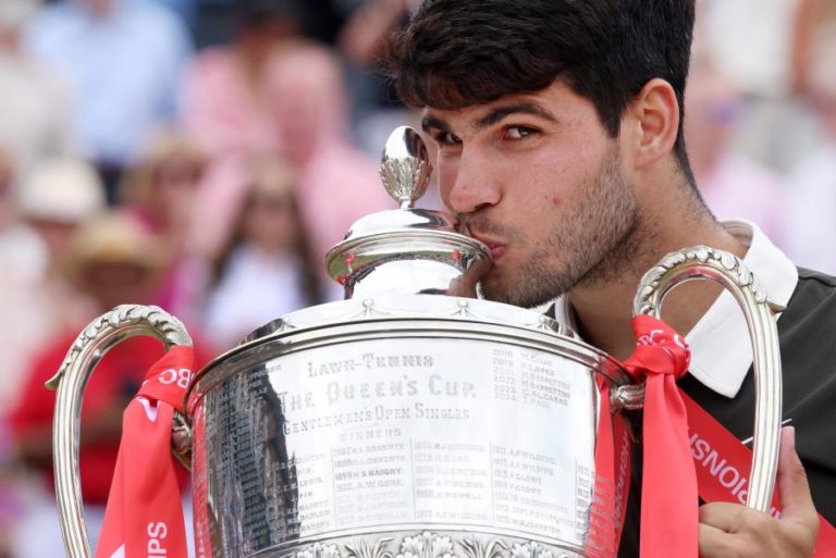 Carlos Alcaraz vence ATP 500 de Queen’s no ‘aquecimento’ para Wimbledon
