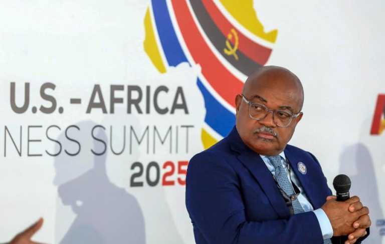 Desenvolvimento das tecnologias em Angola e África exigem indústrias de telecomunicações