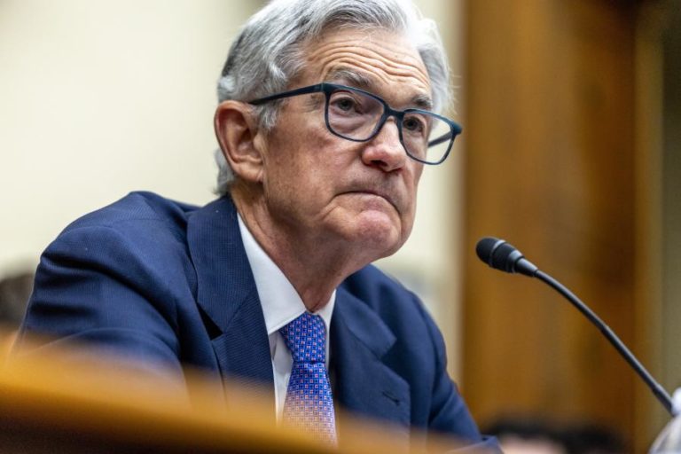 Trump tem “três ou quatro” candidatos em mente para suceder a Powell na Fed