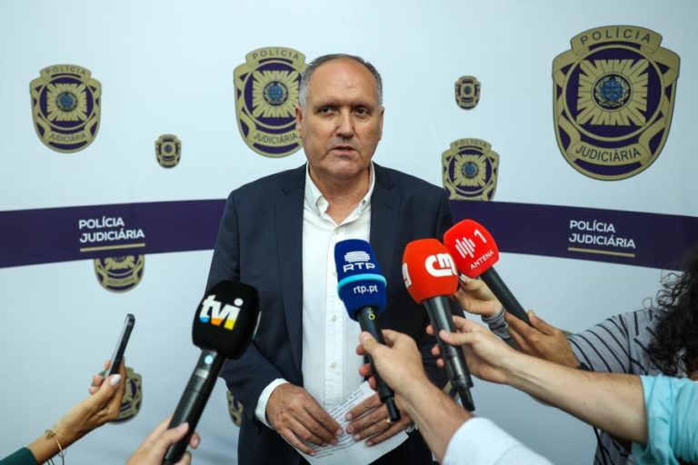 Mais dois detidos na operação da PJ que investiga burla na Segurança Social Direta