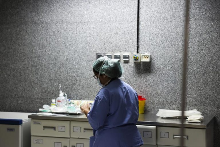 Partidos defendem SNS público capaz de responder às necessidades de todos