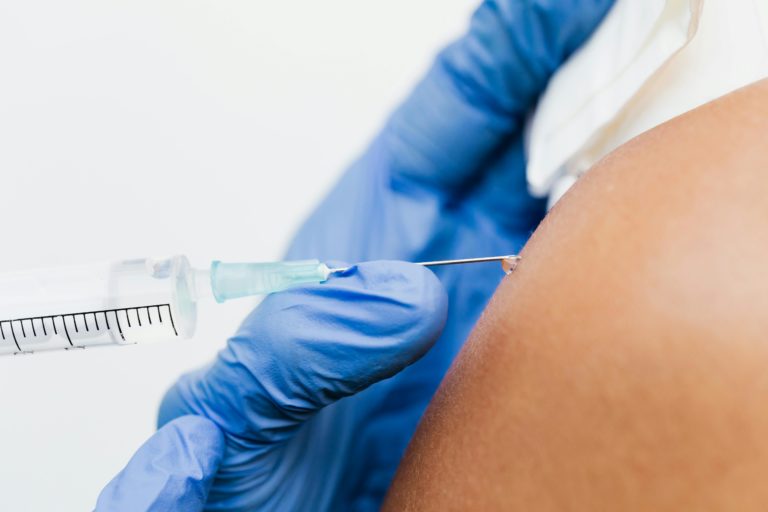Região no norte de Ontário regista 96 novos casos de sarampo numa semana