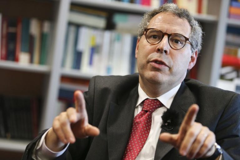 Governo nomeia juiz Mouraz Lopes presidente do Mecanismo Nacional Anticorrupção