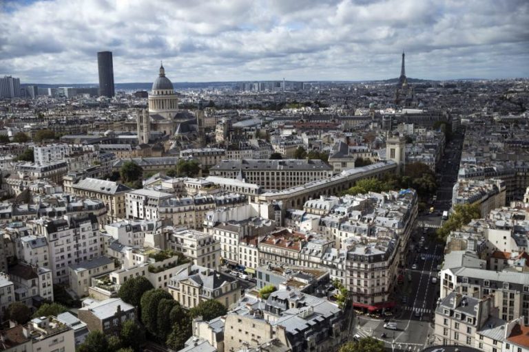 França está a ser alvo de “campanha de desinformação sem precendentes”