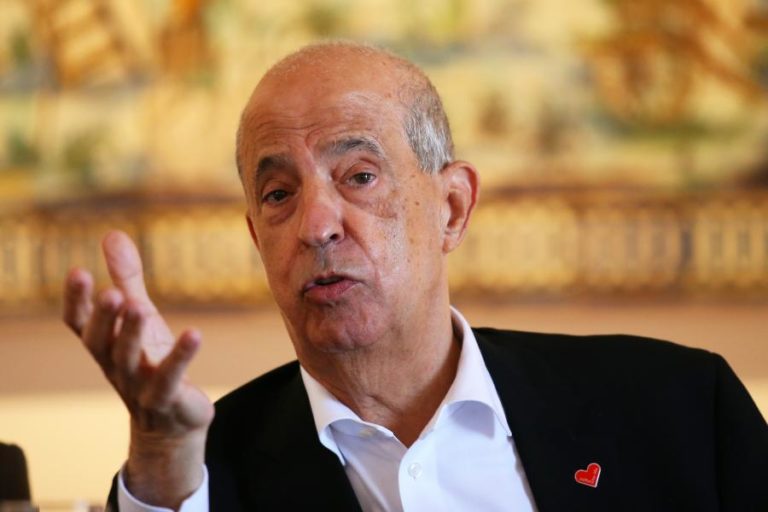 Berardo acusado de burla qualificada para não pagar créditos de mil ME a bancos